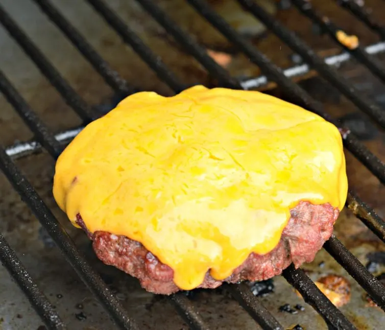 How to Cook Burgers on a Traeger: Pellet Grill Tips