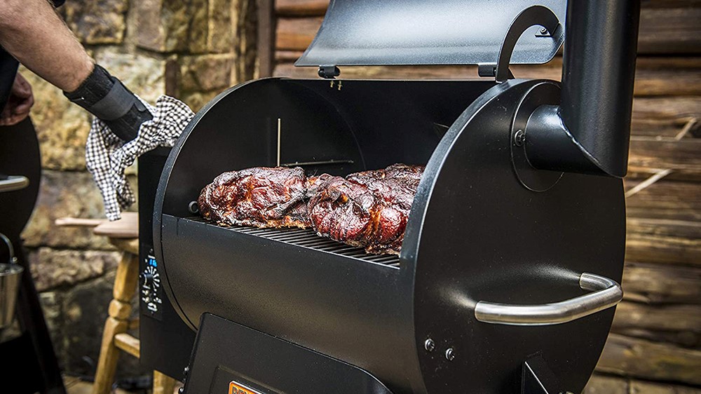 How to Start Traeger Grill: Ignition Tips